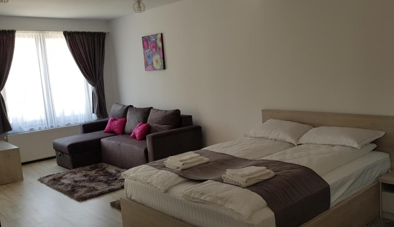 Casa Montis Hotel บอร์ชา ภายนอก รูปภาพ